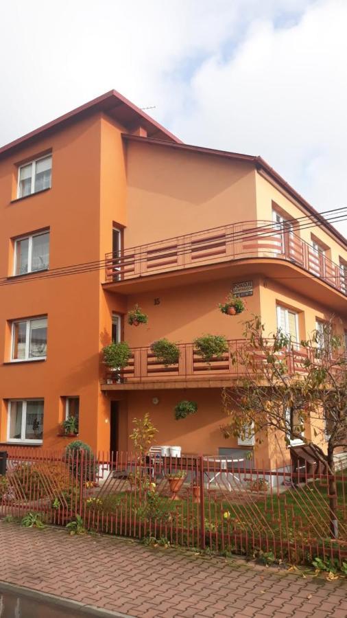 U Danusi - Pokoje Do Wynajecia Solec-Zdrój Exteriör bild