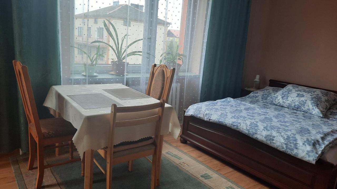 U Danusi - Pokoje Do Wynajecia Solec-Zdrój Exteriör bild